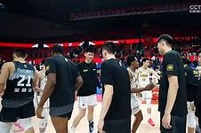 欧博官方网站 -包含法甲清晨再迎强敌；广厦男篮内部沟通；主帅态度：媒体盛赞；纪律约束更严格的词条