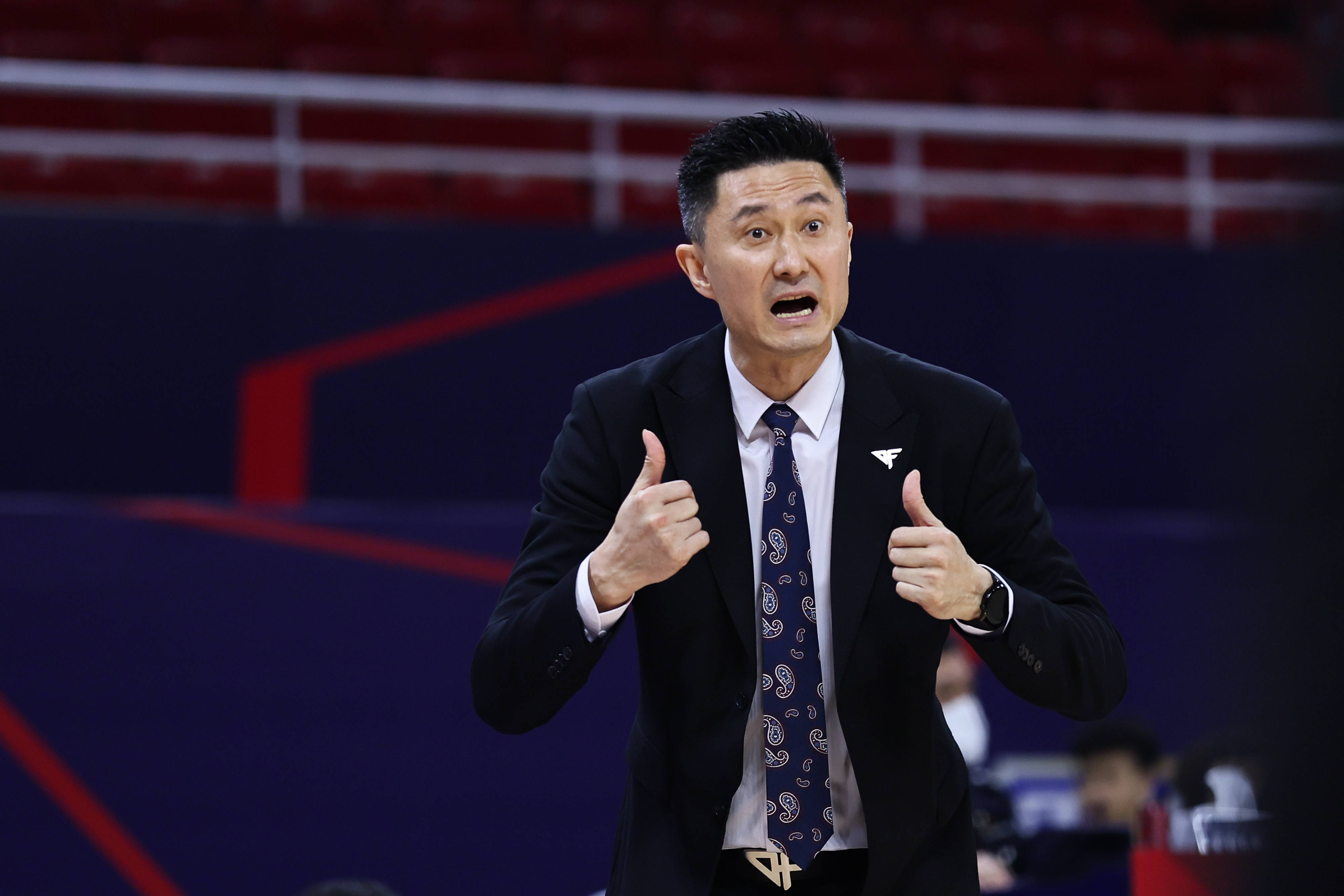 足球比赛90分钟到了加时多久