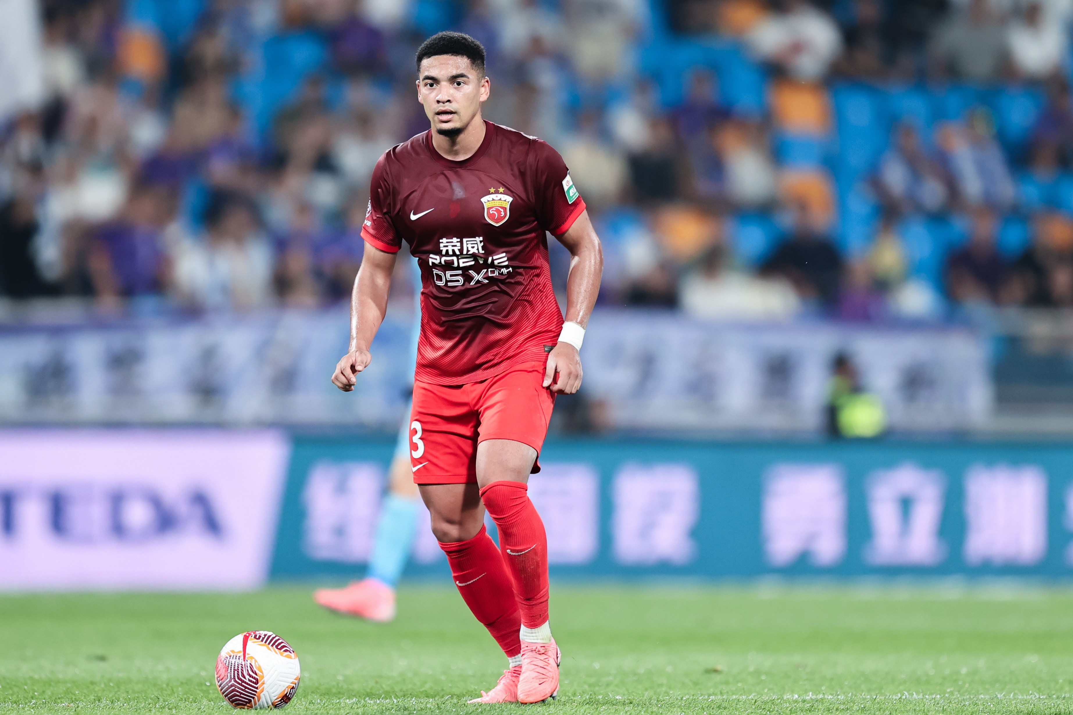 转会期上海海港备战法甲,止住颓势细节曝光,管理层满意,阵容厚度经受考验 转会期上海海港备战法甲,止住颓势细节曝光,管理层满意,阵容厚度经受考验