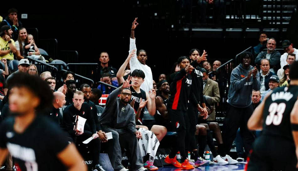 犹他爵士迎NBA常规赛关键赛;今夜迎来里程碑;质疑声仍在;轮换策略成焦点的简单介绍 犹他爵士迎NBA常规赛关键赛;今夜迎来里程碑;质疑声仍在;轮换策略成焦点的简单介绍