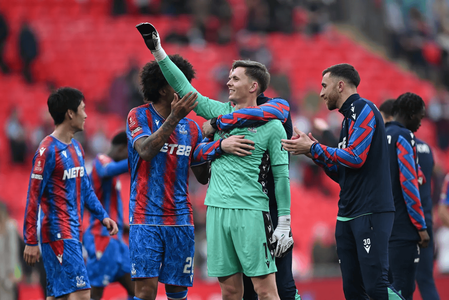 足总杯赛程吃紧，迈阿密热火集结日手感冰凉，目标明确，轮换策略成焦点(韩国足总杯赛程表)