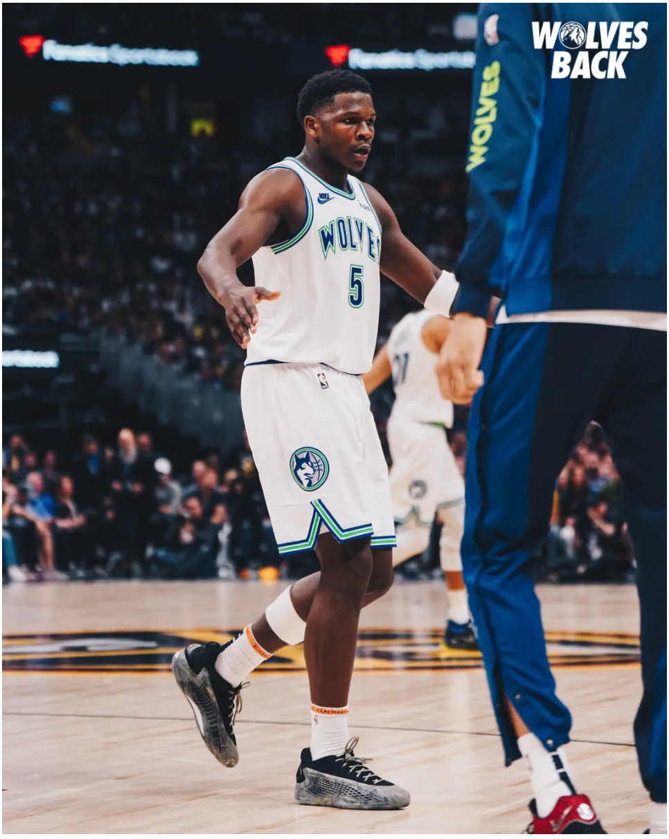 关于清晨全明星赛焦点战,明尼苏达森林狼绝杀压哨,震撼外界,年轻球员得到机会的信息 关于清晨全明星赛焦点战,明尼苏达森林狼绝杀压哨,震撼外界,年轻球员得到机会的信息