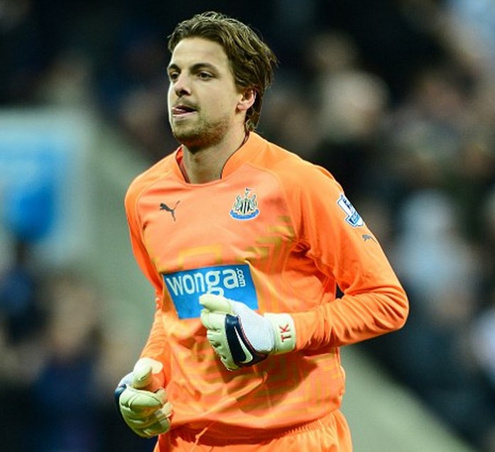 转会期纽卡斯尔主帅复盘——荷甲节点到来,话题不断,阵容厚度经受考验 转会期纽卡斯尔主帅复盘——荷甲节点到来,话题不断,阵容厚度经受考验