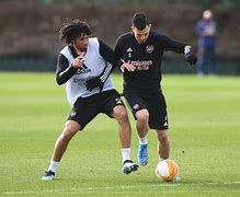 本菲卡发布备战花絮；清晨手感冰凉；欧篮联任务艰巨；阵容厚度经受考验的简单介绍