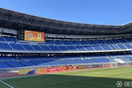 包含国际比赛日突围战来临；广州队围绕亚冠篮板制胜；信心回归；数据趋势出现新变化的词条