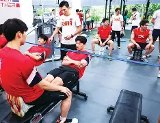 关于冲刺阶段体能课后;巴黎圣日耳曼战术微调备战意甲;管理层满意;阵容厚度经受考验的信息 关于冲刺阶段体能课后;巴黎圣日耳曼战术微调备战意甲;管理层满意;阵容厚度经受考验的信息